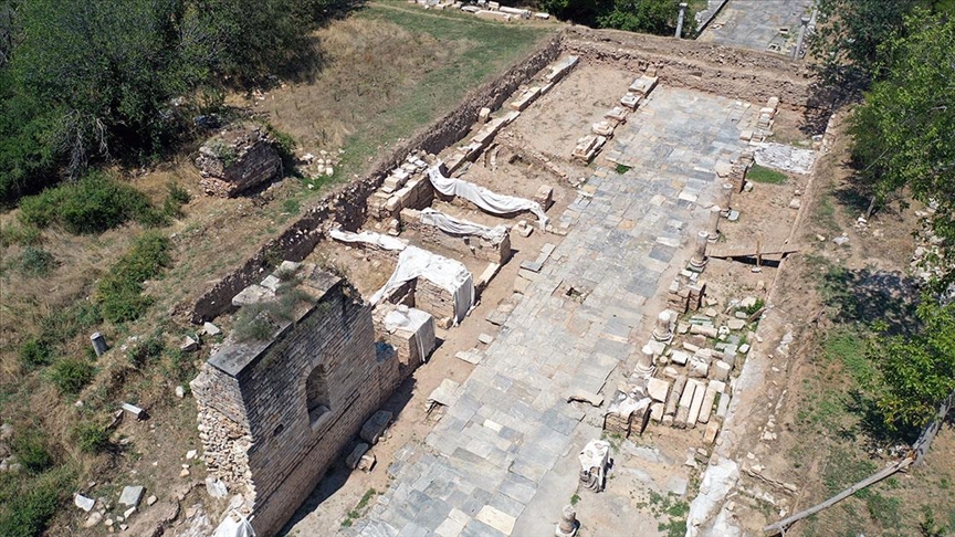 Afrodisias antik kentinde beylikler dönemine ait pazar izleri bulundu