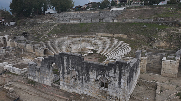 Prusias Ad Hypium Antik Kenti'nde kazı çalışmalarıyla tarihin izi sürülüyor