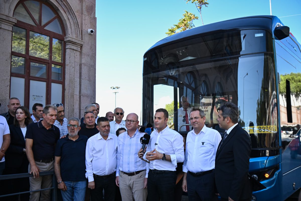 Ahmet Akın: ''Balıkesir ulaşımda dünya standartlarını yakalayacak''