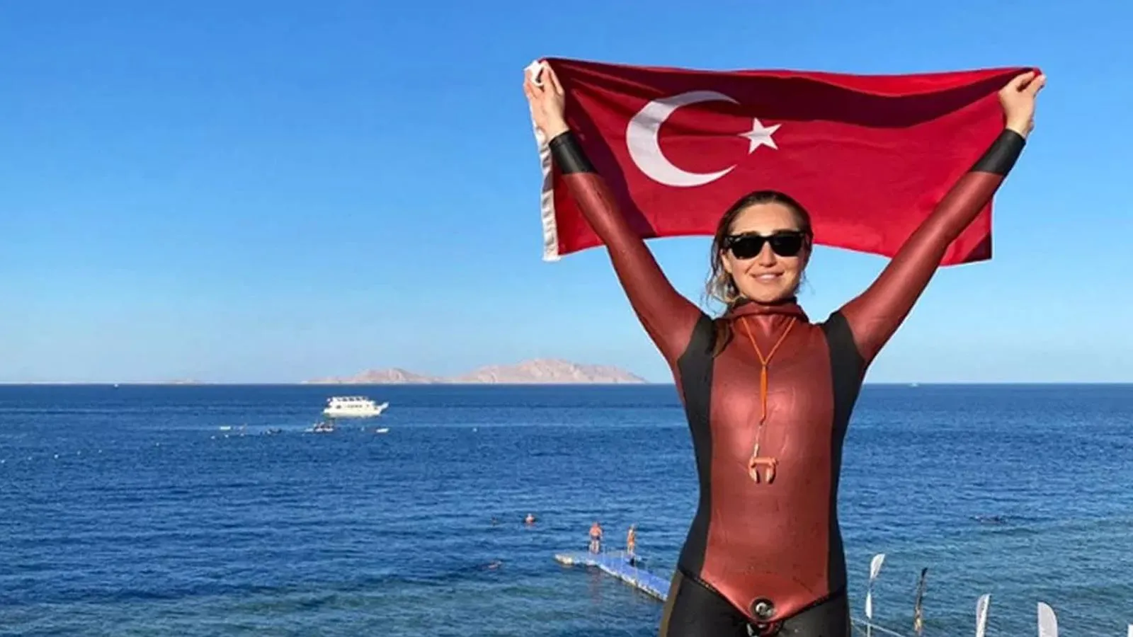 Şahika Ercümen, Serbest Dalış Türkiye Şampiyonası'nda 3 altın madalya kazandı