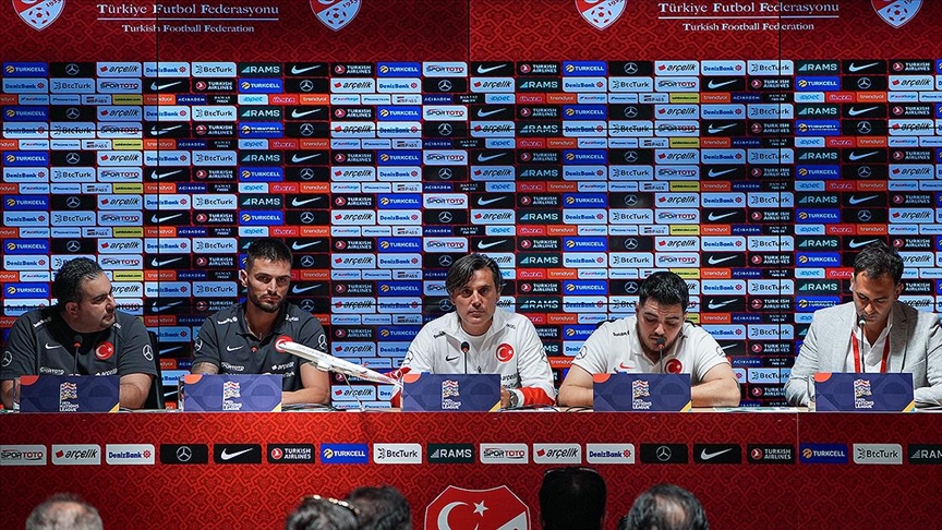 A Milli Futbol Takımı Teknik Direktörü Montella: Birlikteliği bozmamamız gerekiyor