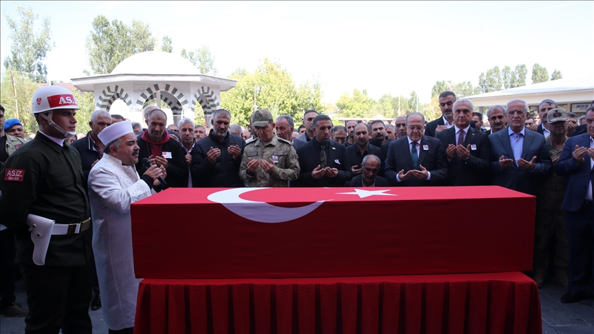 Şehit Piyade Sözleşmeli Er Abakay, memleketi Muş'ta son yolculuğuna uğurlandı