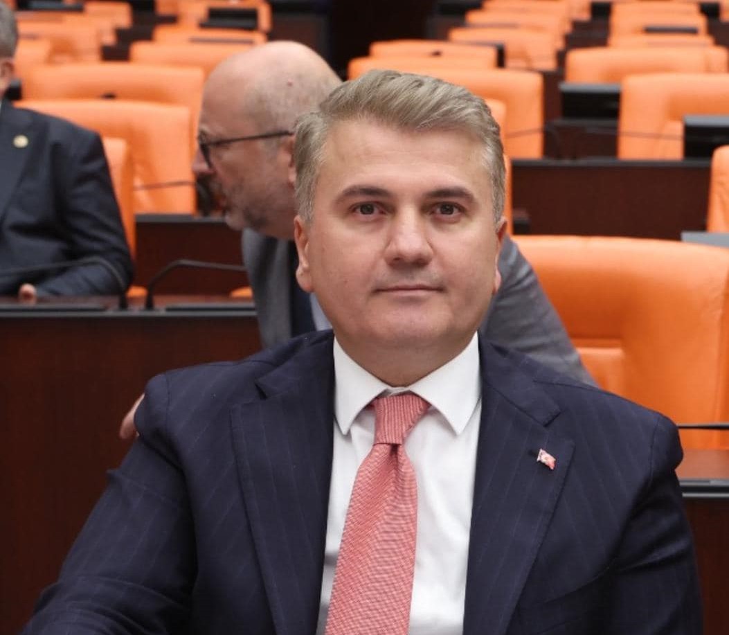 AK Parti Milletvekili Mustafa Canbey'in acı kaybı!