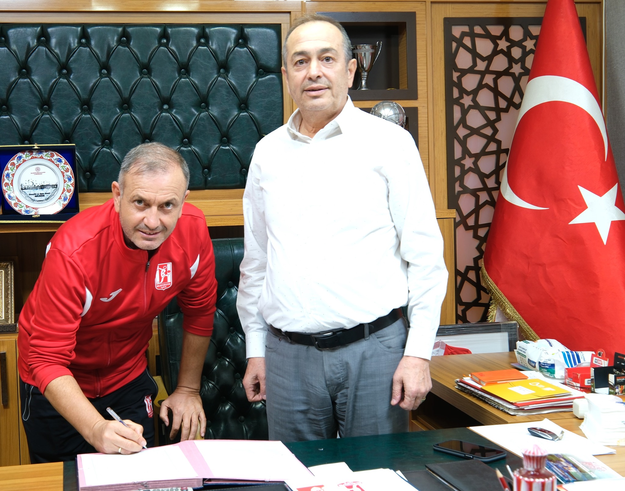 Balıkesirspor'da Veyis Kanber imzayı attı!