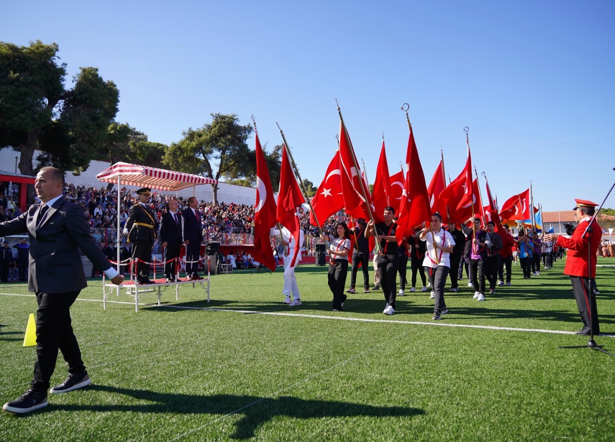 Ayvalık’ta Cumhuriyetin 101. yıldönümü coşkuyla kutlandı