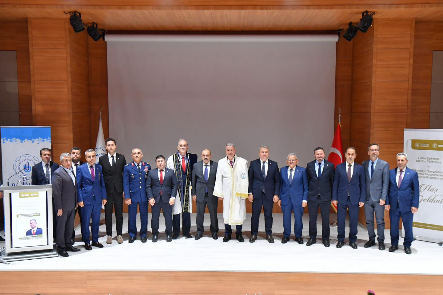 Bandırma Onyedi Eylül Üniversitesi'nden Hulusi Akar'a 'Fahri Doktora' unvanı