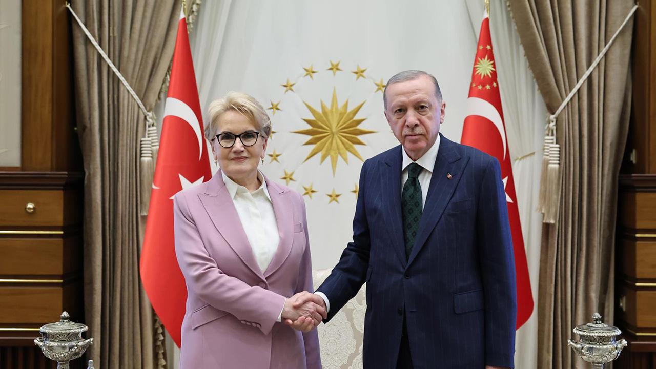 Cumhurbaşkanı Erdoğan, Meral Akşener hakkındaki dava ve şikayetlerinden vazgeçti!