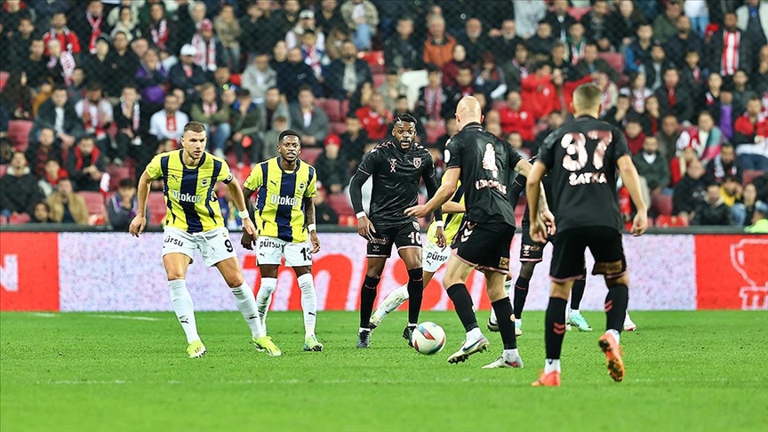 Fenerbahçe, Samsunspor ile 2-2 berabere kaldı!