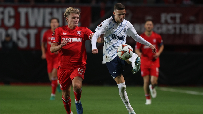 Fenerbahçe, Twente ile 1-1 berabere kaldı!