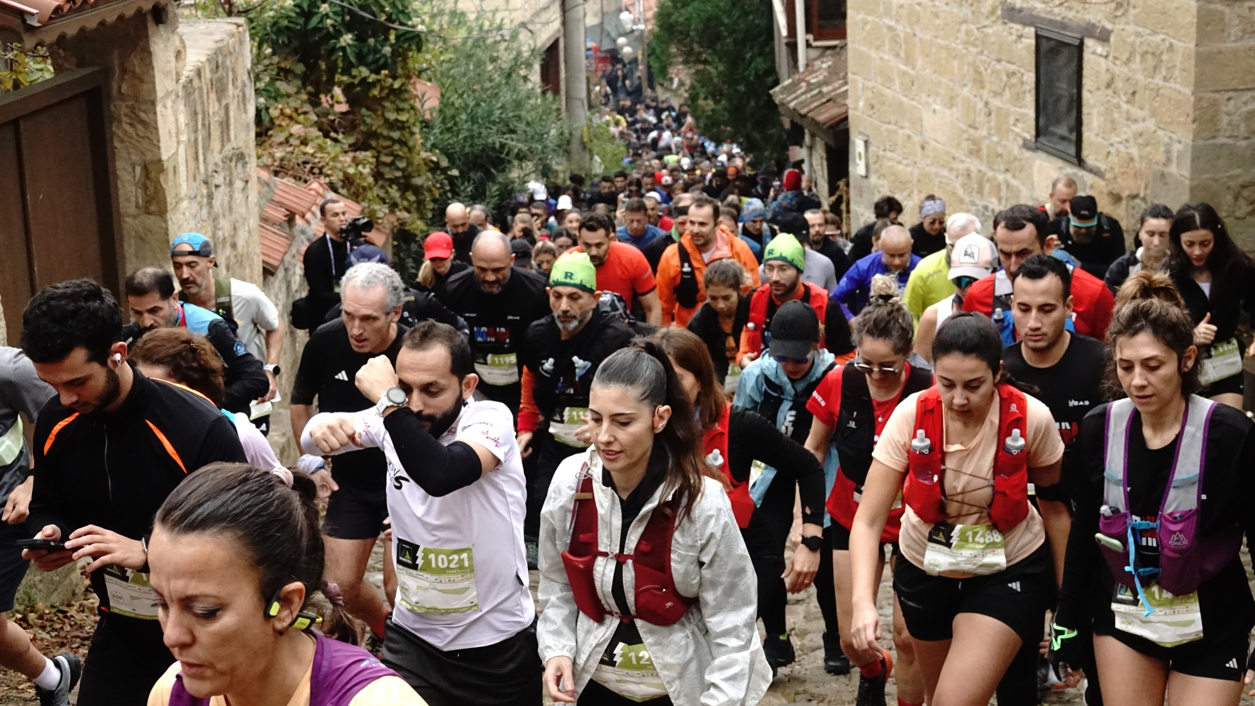 Kazdağları'nda 8. Kar Spor İda Ultra Maratonu başladı