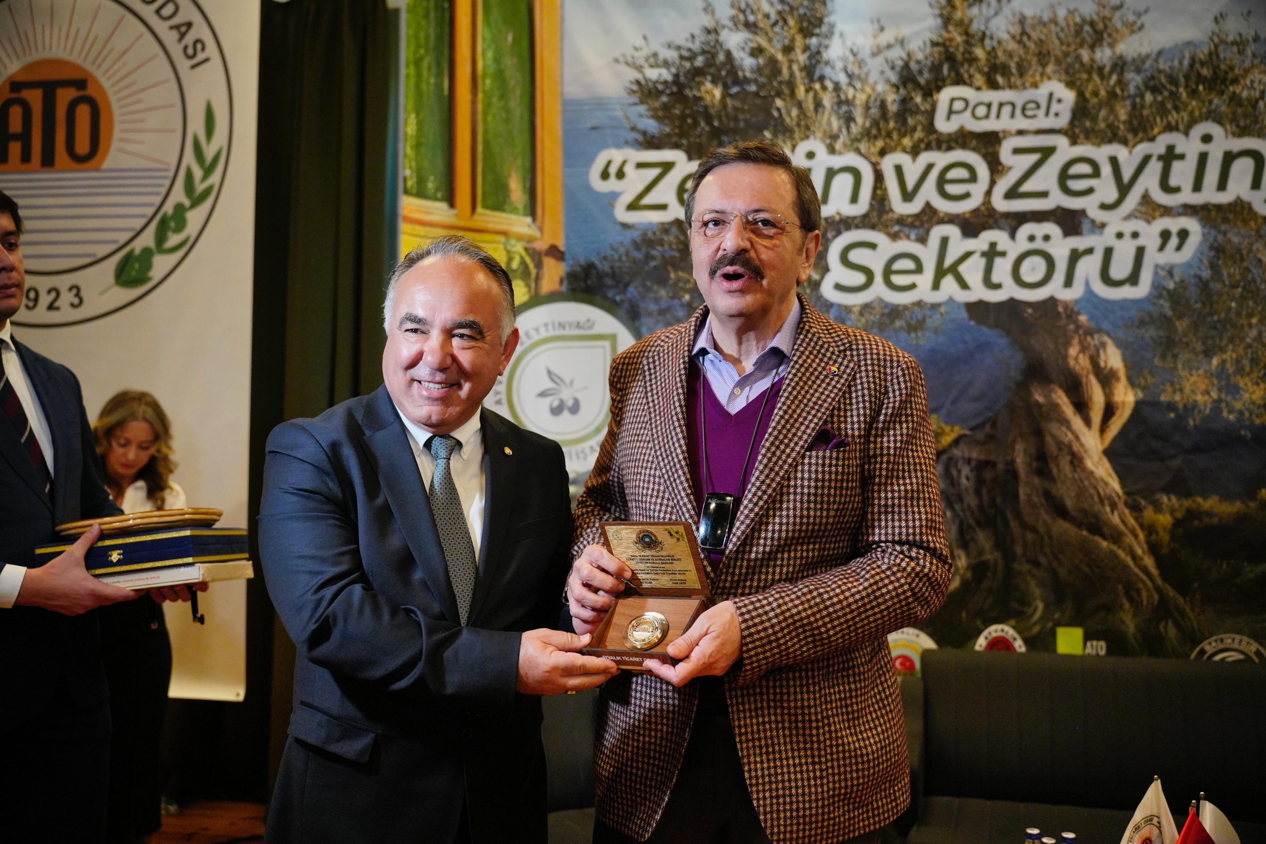 TOBB Başkanı Hisarcıklıoğlu: "Ayvalık, dünya markasıdır"