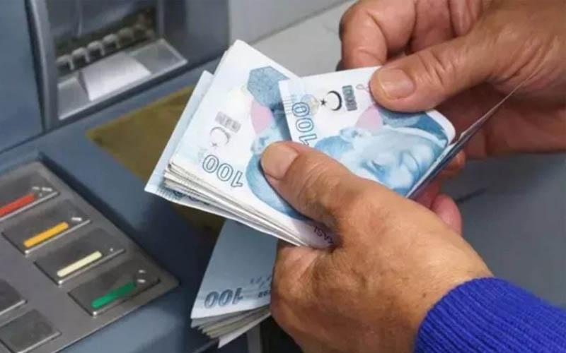 ATM'ler zor durumda! Para yetişmiyor!