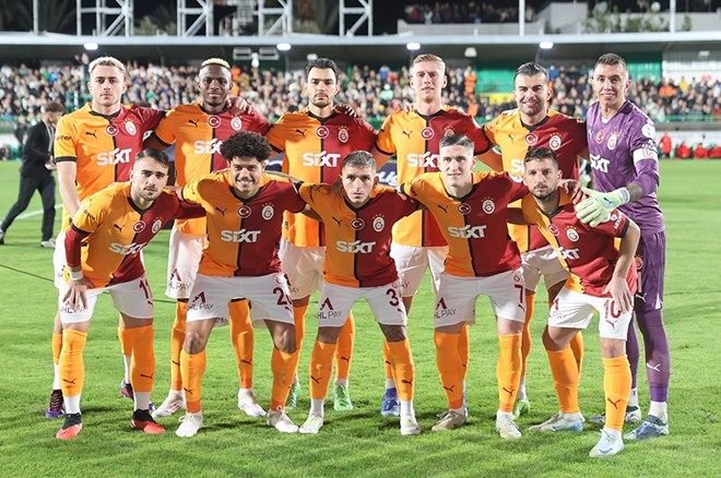 Galatasaray'ın AZ Alkmaar maçında ilk 11'i belli oldu!