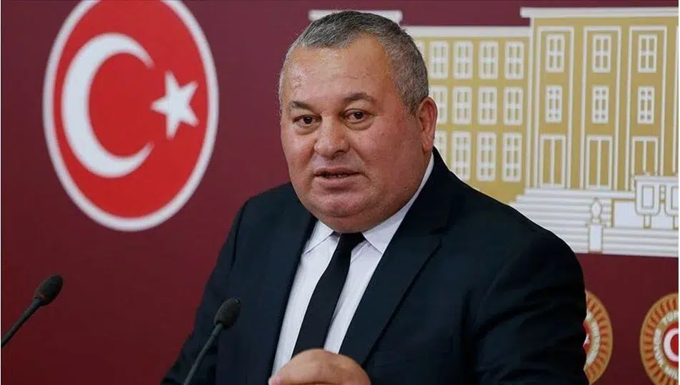 Cemal Enginyurt neden istifa etti? CHP'ye mi geçiyor?