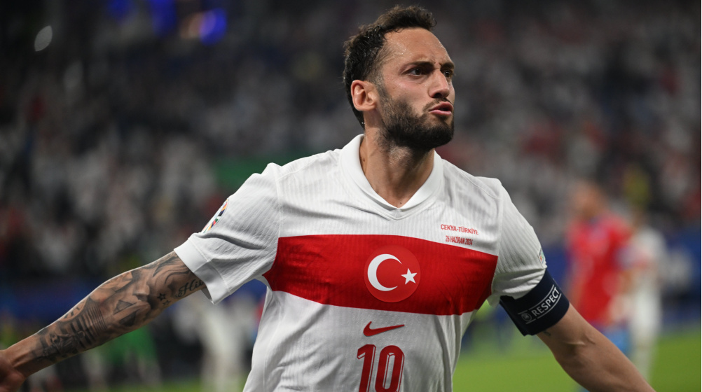 Hakan Çalhanoğlu'na ne oldu? Sakatlığı ne durumda? Karadağ maçında forma giyebilecek mi?