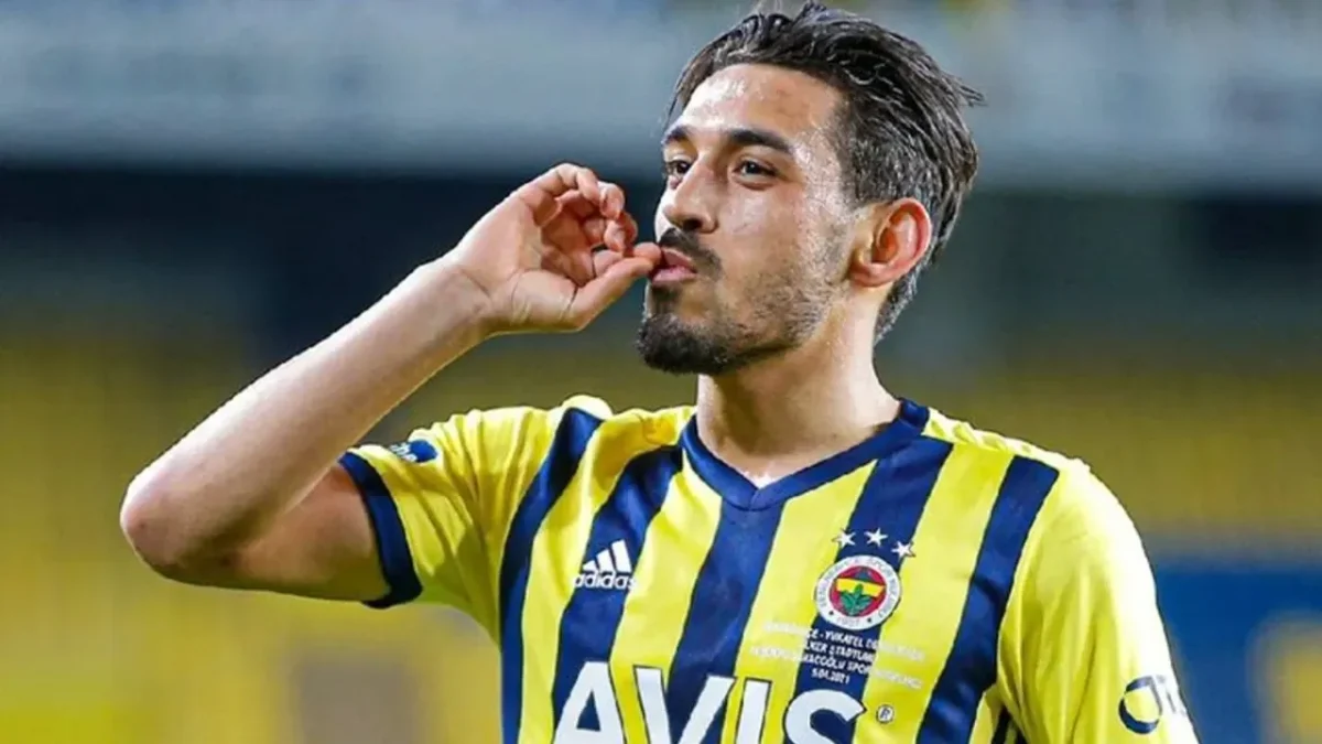 Fenerbahçe'ye İrfan Can Kahveci'den kötü haber! Kaç maçı kaçıracak?