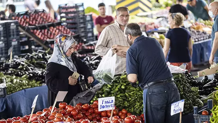 Belediyenin 'Pazar Desteği' sürüyor! 44 binden fazla emekli başvuru yaptı!