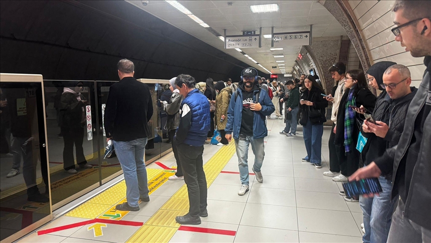 Üsküdar-Samandıra Metro Hattı'nda arıza!