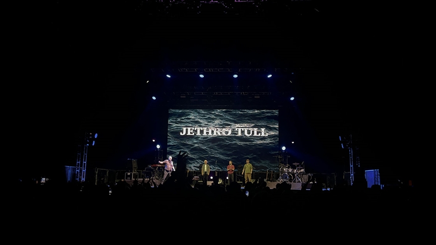 Jethro Tull sevenleriyle buluştu