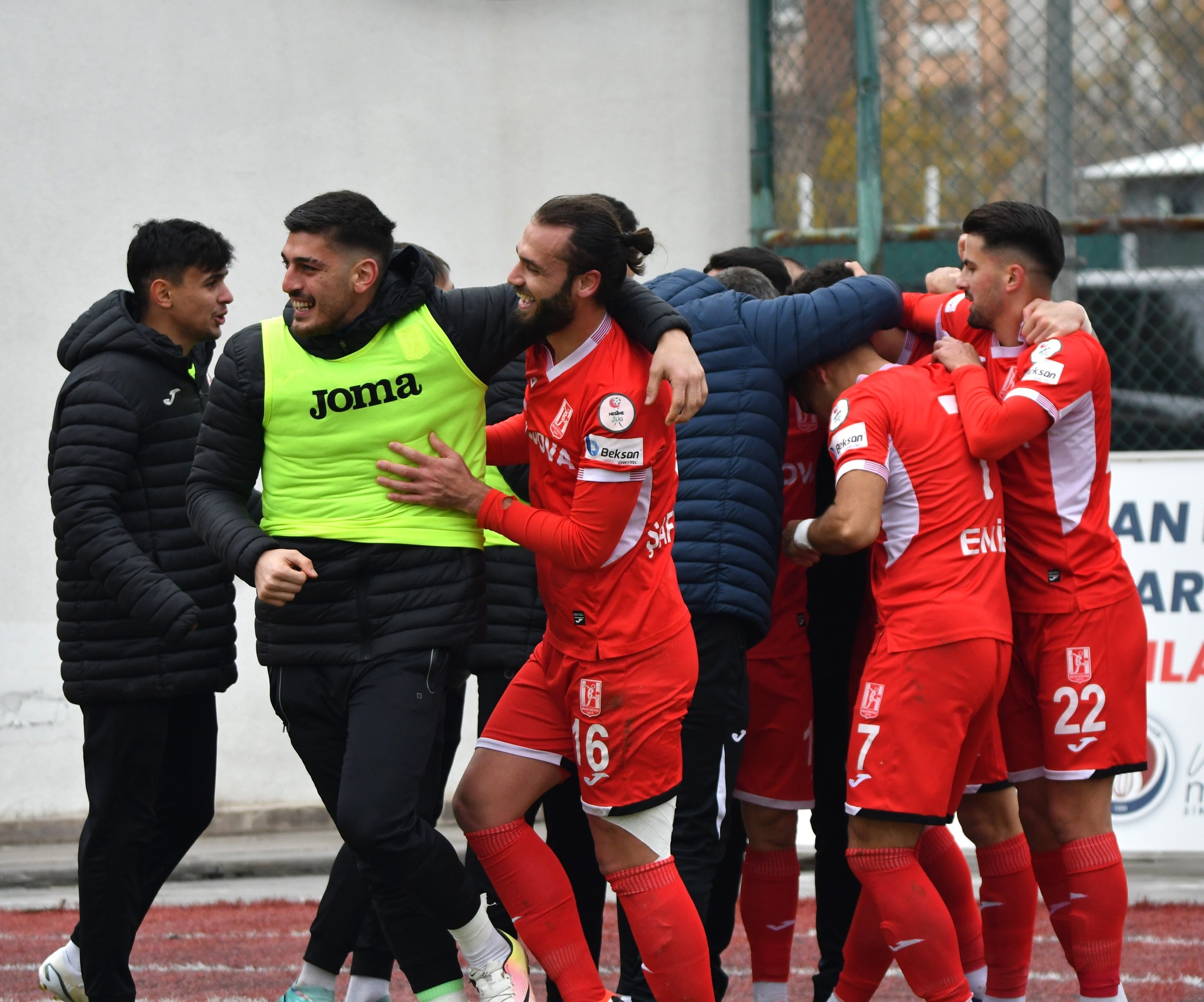 Balıkesirspor devreyi lider tamamladı!