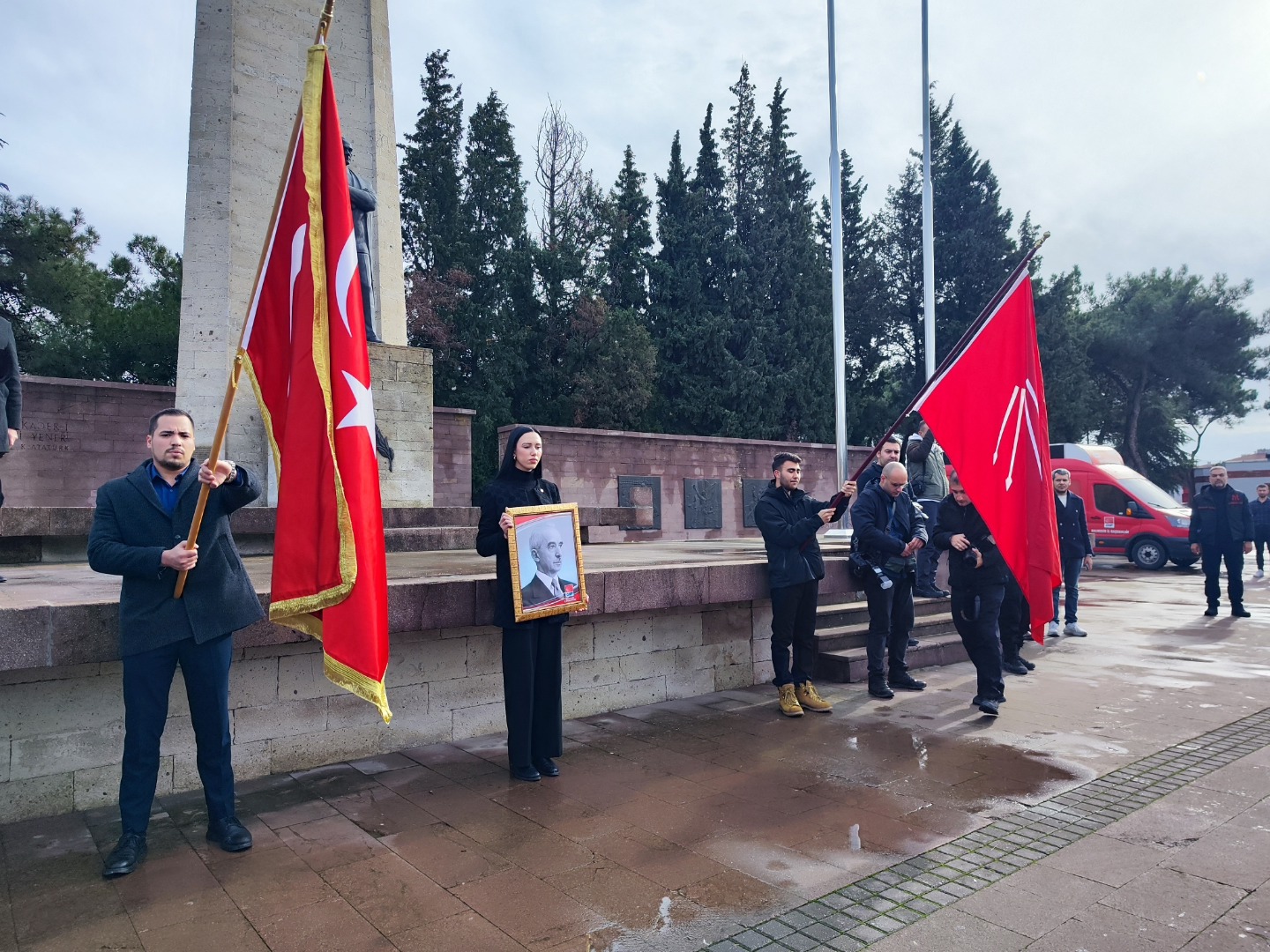 İsmet İnönü, vefatının 51'nci yılında Balıkesir'de anıldı!