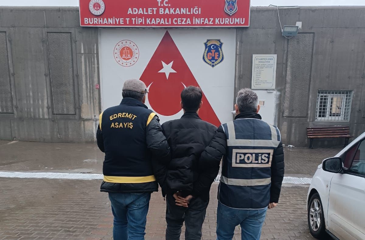 36 yıl kesinleşmiş hapis cezası vardı! Firari kişi Edremit'te yakalandı!