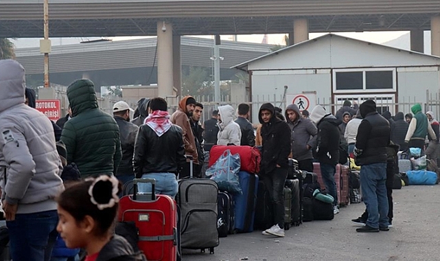 Türkiye'deki Suriyeliler ülkelerine dönüyor! Kaç Suriyeli döndü?