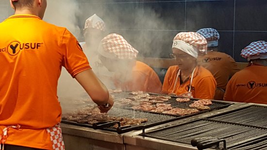 Ürünlerinde 'domuz eti' tespit edilmişti! Köfteci Yusuf'a Et ve Süt Kurumu'ndan özel ithal et satıldığı ortaya çıktı!