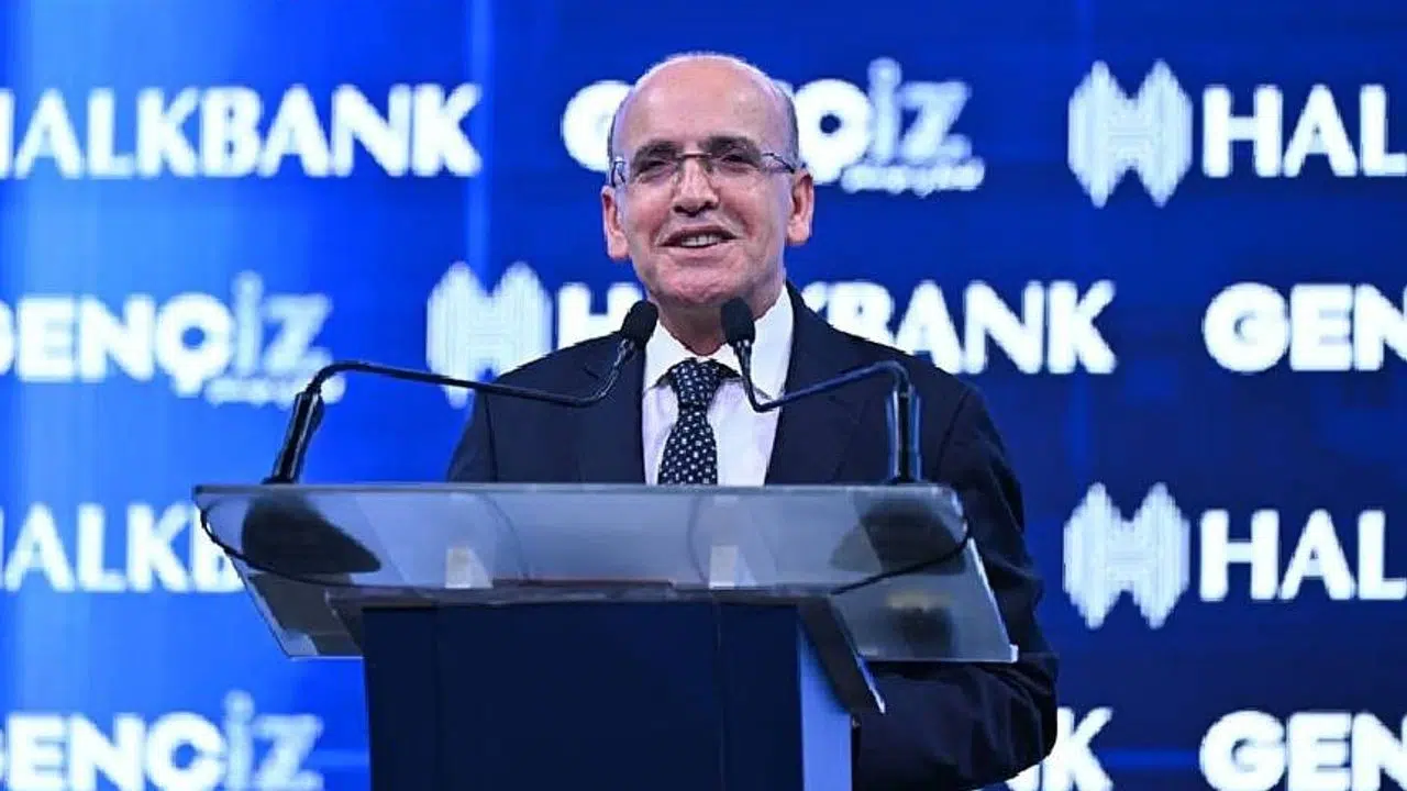 Mehmet Şimşek'ten 'sigara' hesabı! ''1 yıl içmeyip faize yatırsanız...''