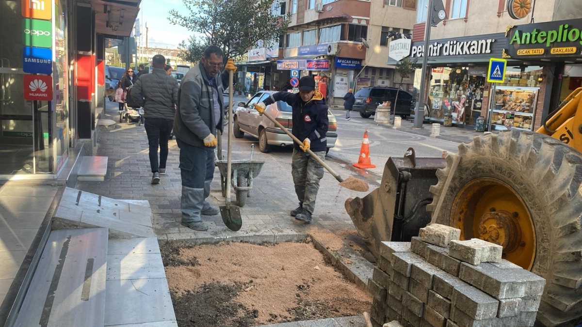 Susurluk Belediyesi Fen İşleri Müdürlüğü Çalışmalarını Hız Kesmeden Sürdürüyor