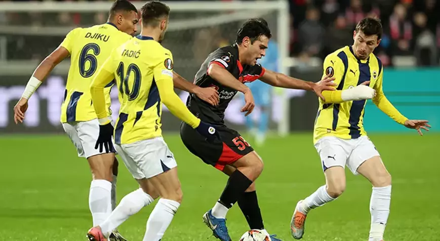 Fenerbahçe Midtjylland ile 2-2 berabere kaldı! Play-off şansını yakaladı!