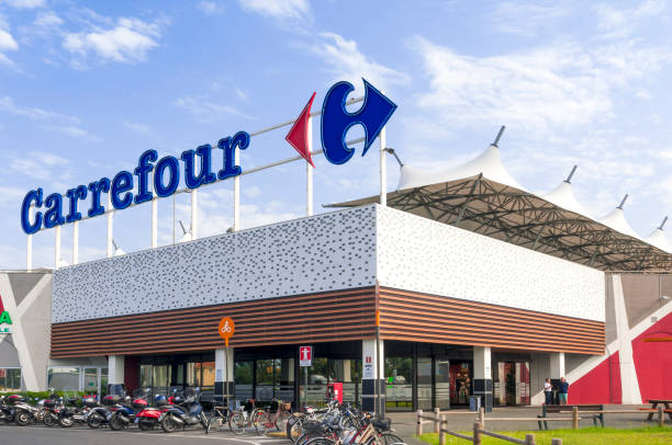 Boykot sonuç verdi! İsrail'e destek verdiği öne sürülen Carrefour mağazalarını kapatıyor!