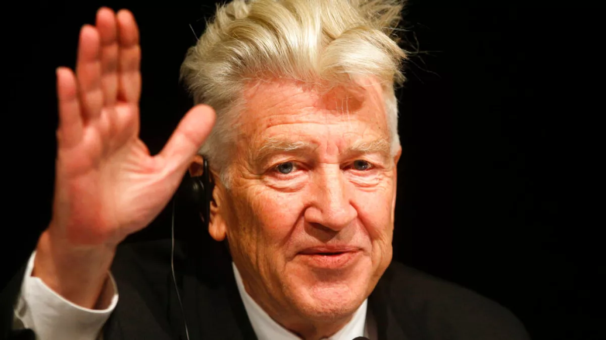 Efsane yönetmen David Lynch yaşamını yitirdi!