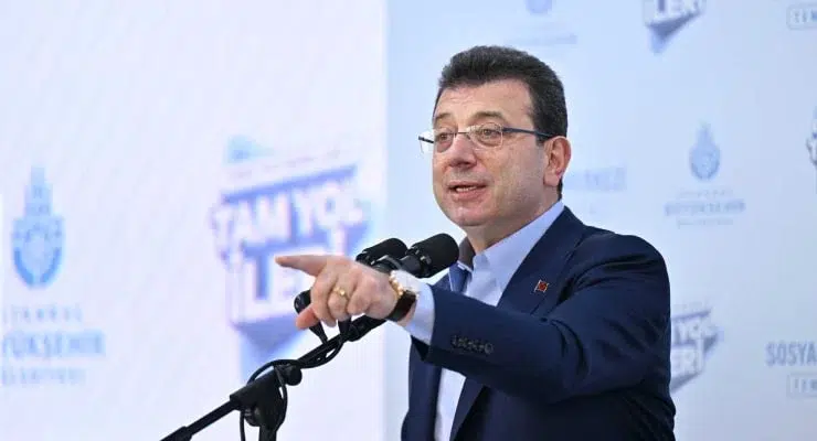 Ekrem İmamoğlu'na 