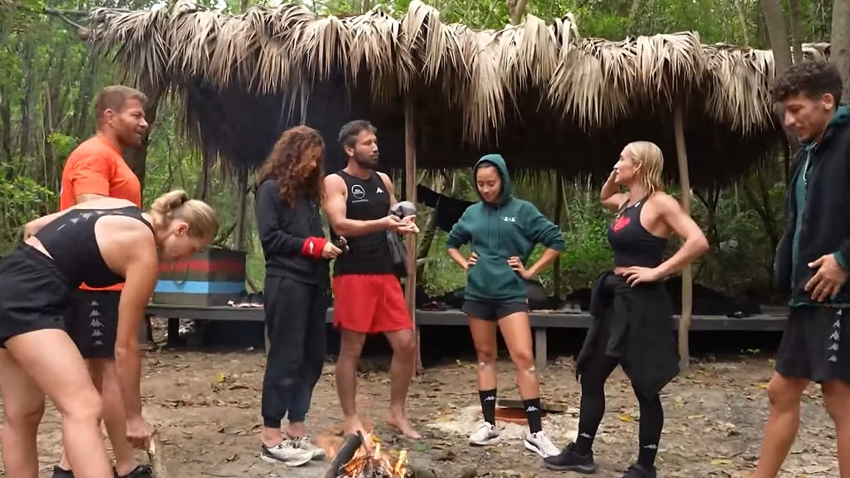 Survivor 2025'te gerginlikler bitmiyor!: Asena ve Merve Özdemir kavgası damga vurdu!