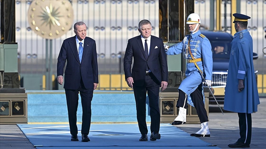 Cumhurbaşkanı Erdoğan, Slovakya Başbakanı Fico'yu resmi törenle karşıladı