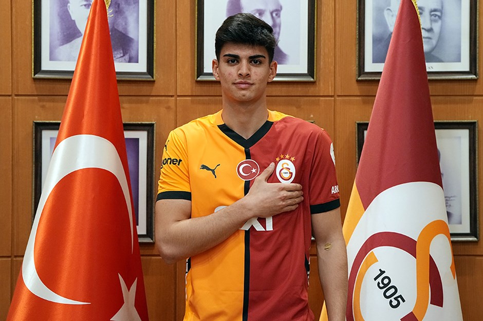 Transferde son saatler! Galatasaray Arda Ünyay'a imza attırdı! Transferde sıcak saatler!