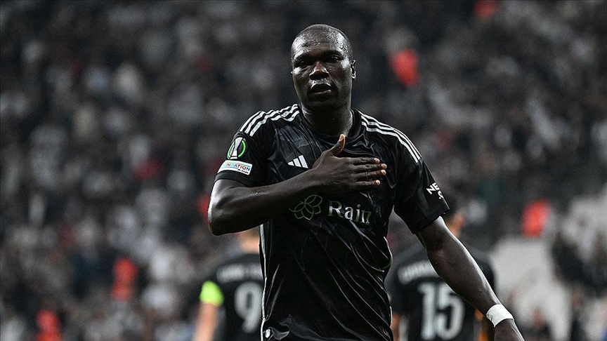 Beşiktaş'ın eski golcüsü Aboubakar, Kocaelispor'a mı gidiyor! Kocaelispor'dan Aboubakar açıklaması: