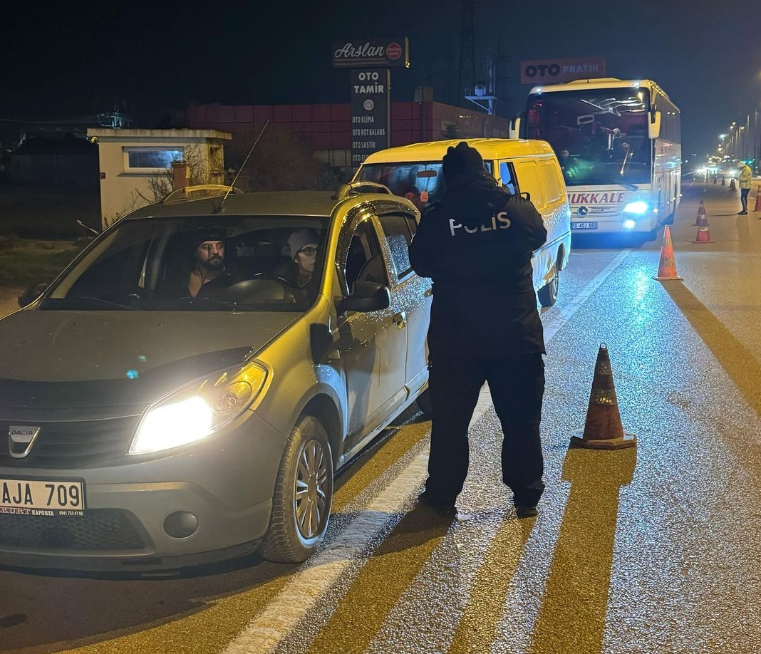 Balıkesir’de Huzur Operasyonu: 10 Şüpheli Gözaltına Alındı!