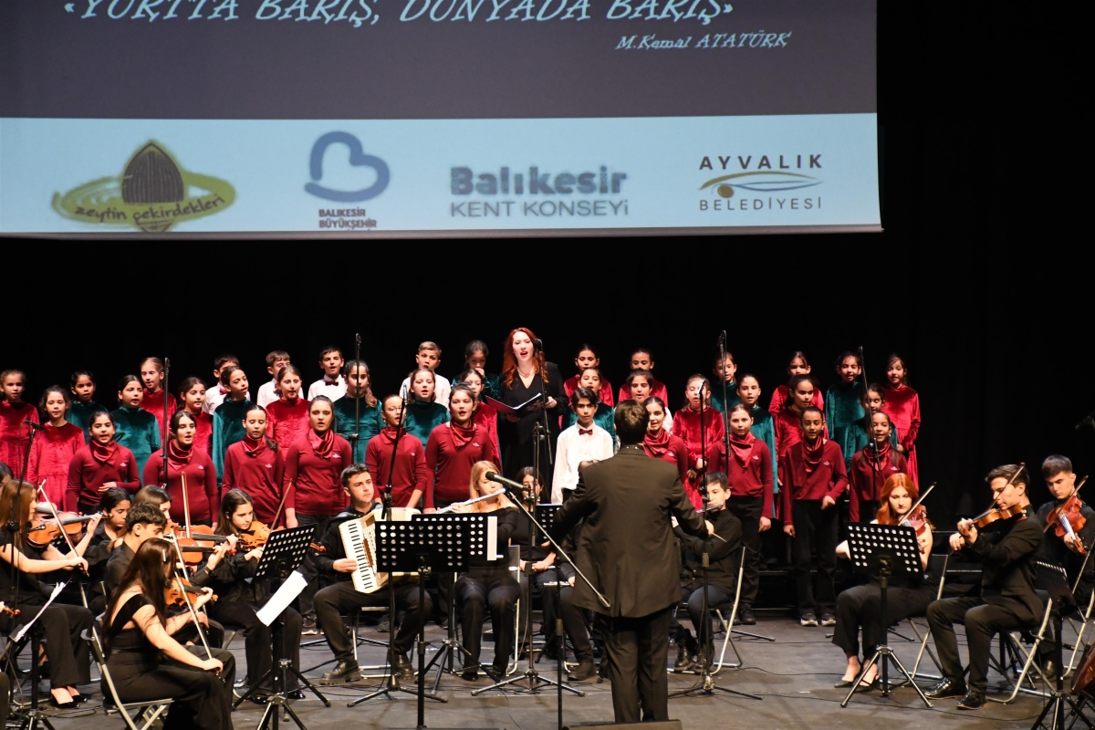 Balıkesirliler, Neşet Ertaş Türküleri ile müzik şöleni yaşadı!