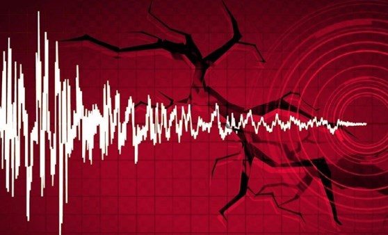 Ege Denizi'nde büyük deprem! 5.2'lik deprem korkuttu!