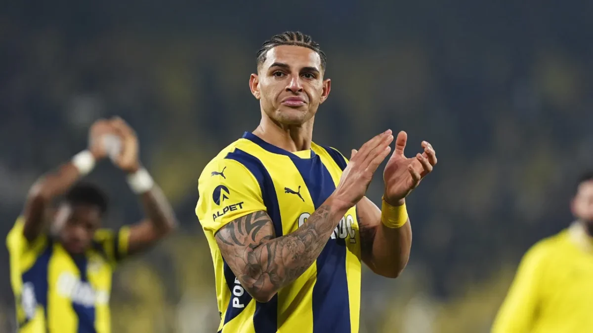 Fenerbahçe’de sakatlık kabusu: Üç stoper arka arkaya sakatlandı!