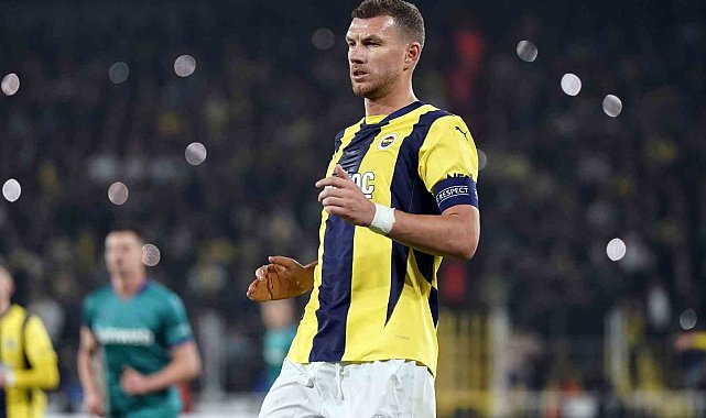 Fenerbahçe'ye kötü haber! Edin Dzeko'nun eli kırıldı!