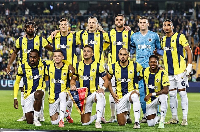 Fenerbahçe'nin UEFA listesine eklediği isimler belli oldu!