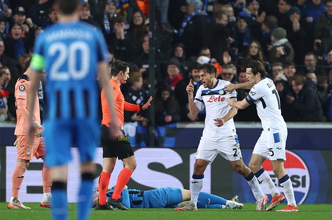 Halil Umut Meler'e penaltı tepkileri büyüyor! Şampiyonlar Ligi'nde bir daha görev yapabilecek mi?