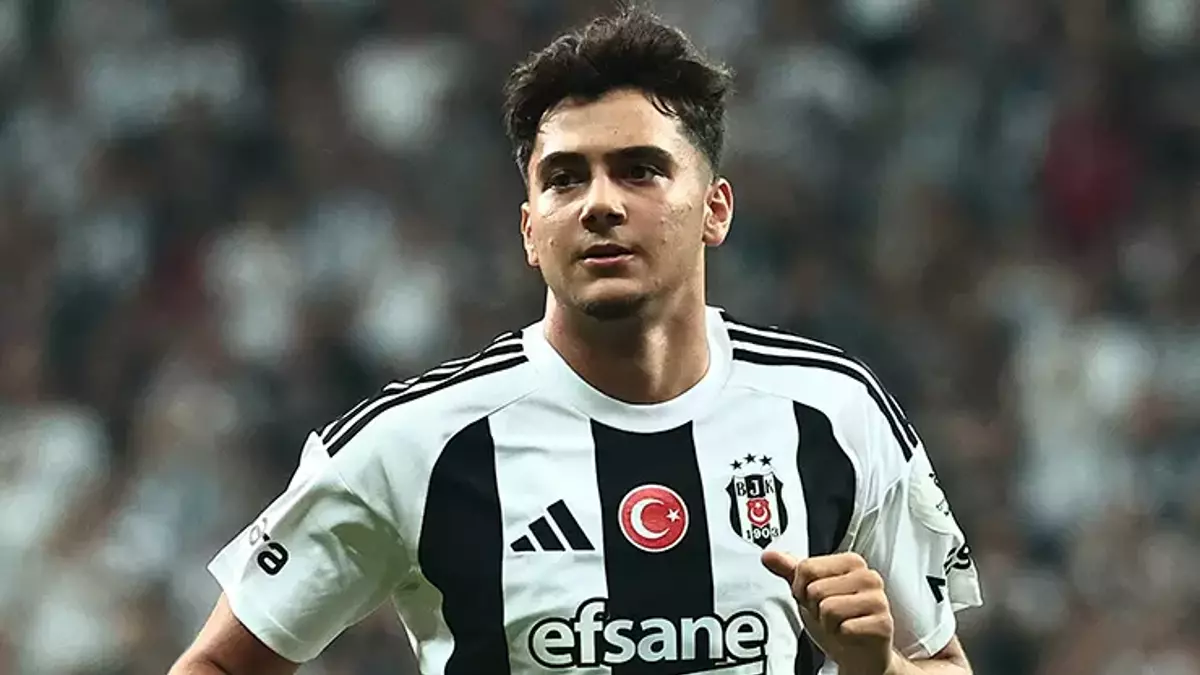 Beşiktaş, genç futbolcu Mustafa Erhan Hekimoğlu'nun sözleşmesini uzattı!