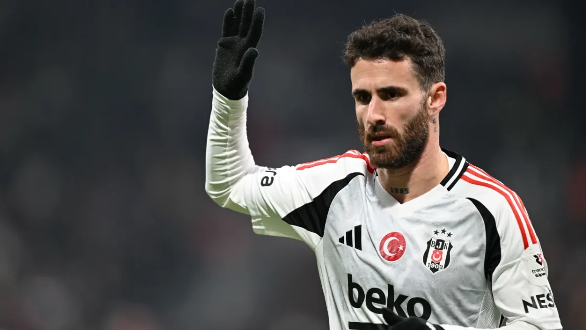 Beşiktaş'ta Rafa Silva neden yok? Rafa Silva sakat mı? Cezalı mı?