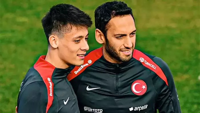 Arda Güler ve Hakan Çalhanoğlu Aynı Takımda Buluşacak! Inter, Arda Güler'i Kadrosuna Katmak İstiyor!