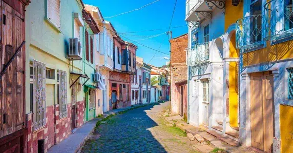 Güzel Havanın Keyfini Çıkarın! Kaz Dağları’ndan Cunda’ya: Kısa Mesafede Unutulmaz Tatil Rotaları