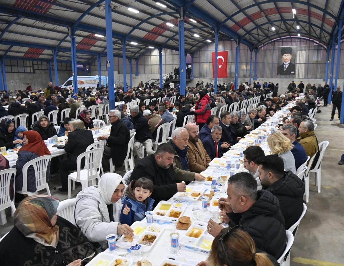 Ahmet Akın’a Savaştepe’de Coşkulu Karşılama